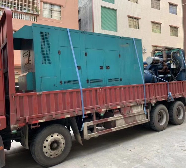 龙湖如何在不同负载率下确保 400KW 柴油发电机组的正常运行？