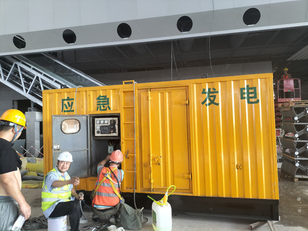 龙湖怎样判断空气滤清器是否需要更换？